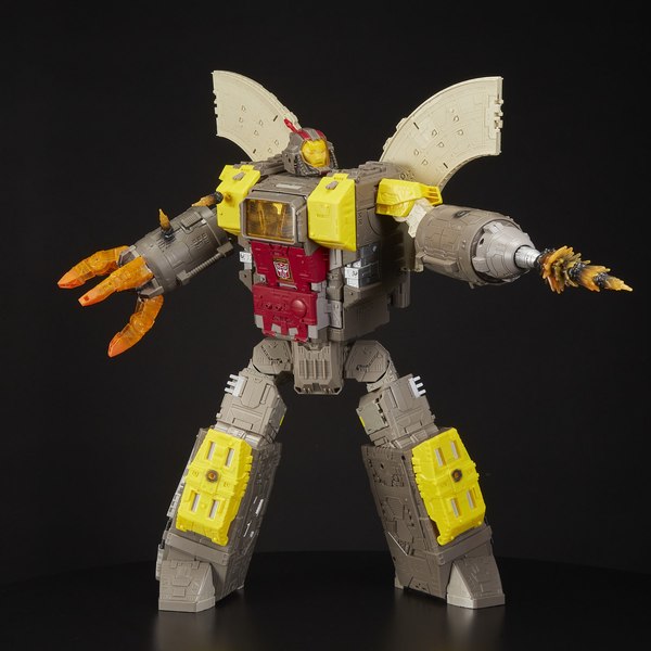 Omega Supreme Transformers Siege Titan Class High Res Stock Photos 04 (4 of 13)